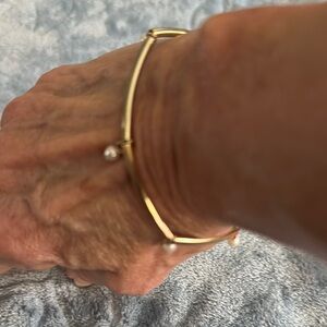 Gold Stretch Bracelet with Faux Pearls